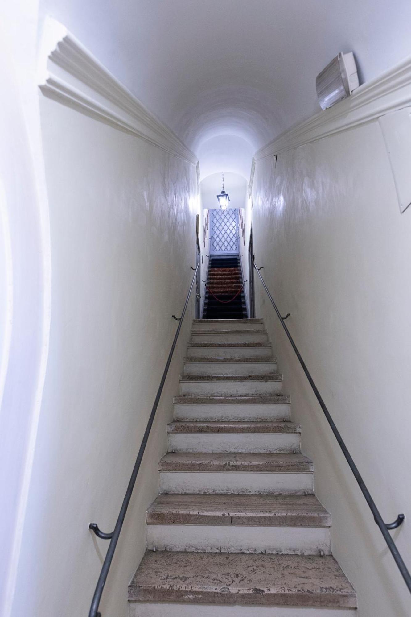 Barberini Apt Close To Fontana Di Trevi روما المظهر الخارجي الصورة